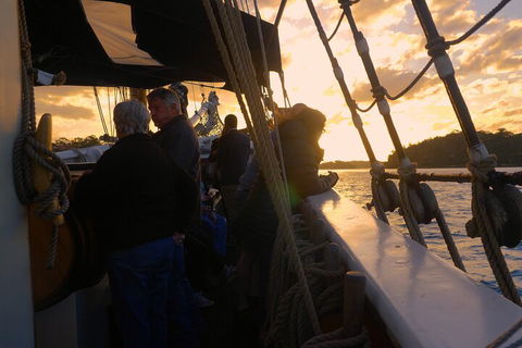 Sydney Harbour Tall Ship Afternoon Discovery Cruise - Accommodation NT 5